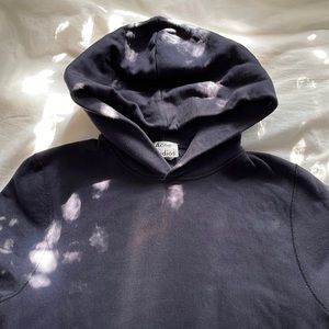 Acne studios film paw 16